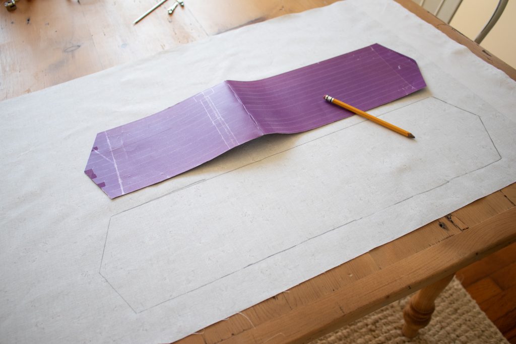 tracing a template for a fabric hair bow
