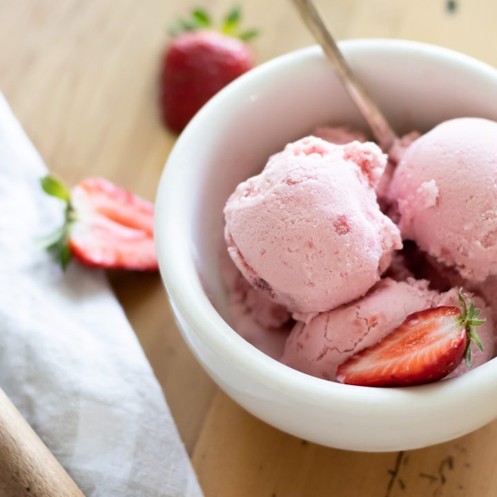 Raw Milk Strawberry Ice Cream