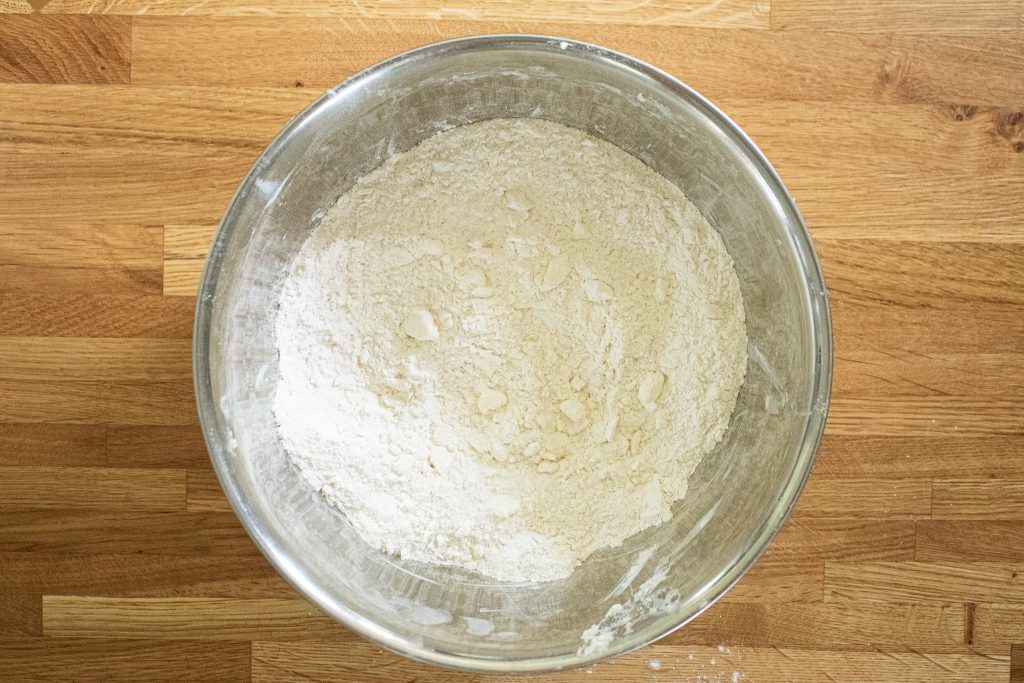 crumbly biscuit flour 